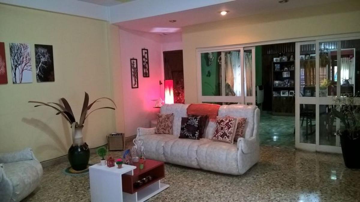 2 غرف نوم منزل في Lanus, Argentina رقم 11720