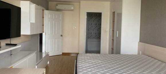 3 bedrooms Apartment in District 7, Vietnam No. 10266 7