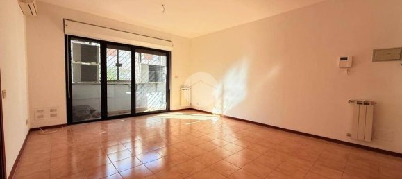 2 Schlafzimmer Wohnung in Rome, Italy, Nr. 278998 3