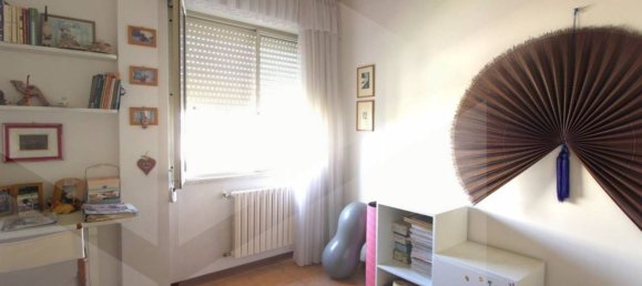 Apartamento de 5 habitaciónes en Pontedera, Italy No. 22778 20