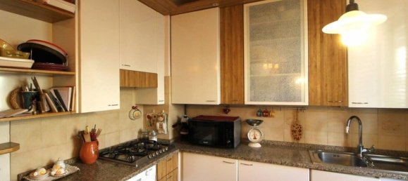 Apartamento de 5 habitaciónes en Pontedera, Italy No. 22778 12