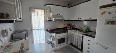 3 غرف نوم شقة في Lleida, Spain رقم 144323