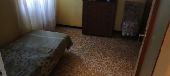 4 rooms Apartment in Voghera, Italy No. 296411 2
