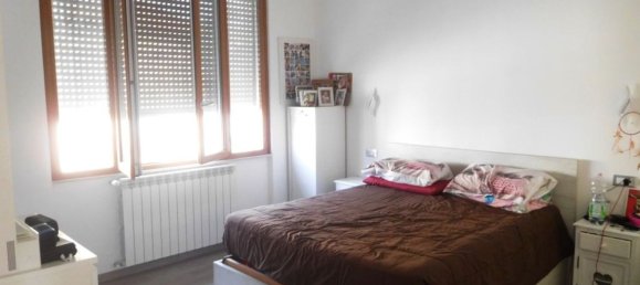 6-salle Duplex à Livorno, Italy No. 135002 2