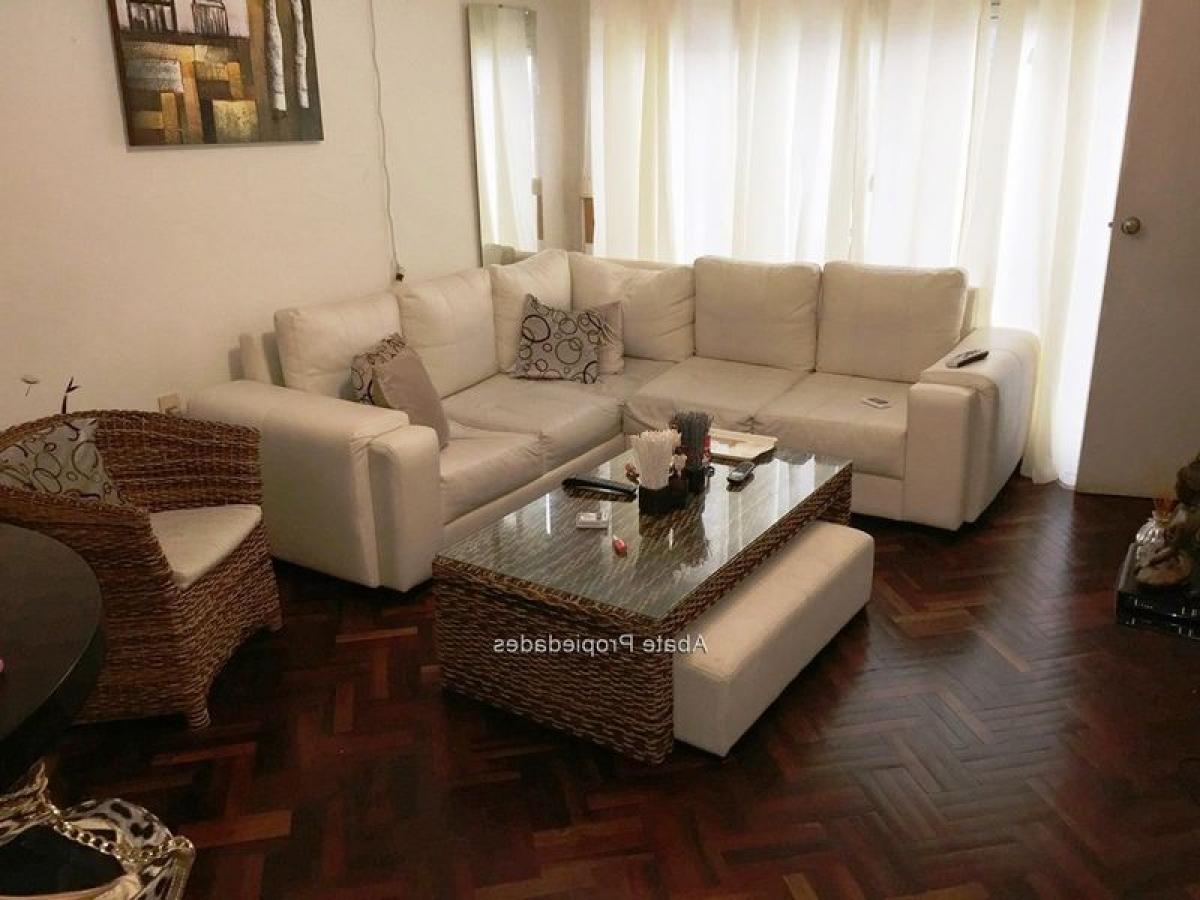 2 bedrooms Apartment in Montevideo, Uruguay No. 4076