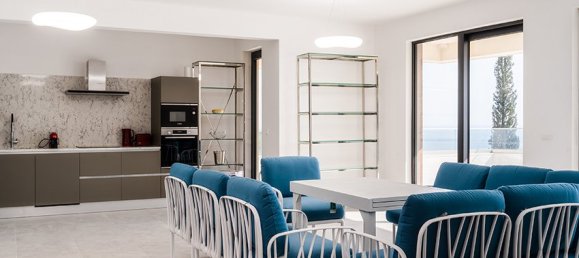 5 bedrooms Commercial property in Budva, Montenegro No. 33 11