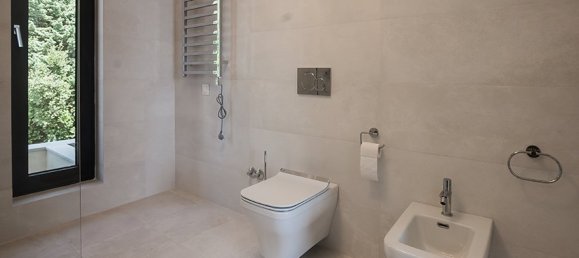 5 bedrooms Commercial property in Budva, Montenegro No. 33 13