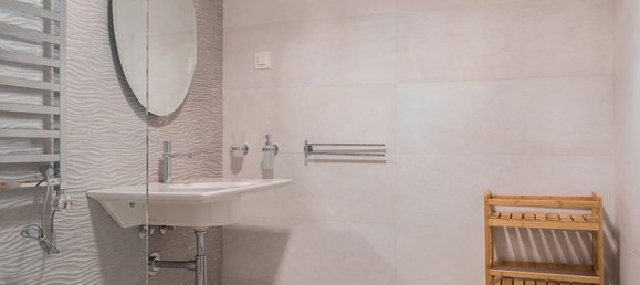 5 bedrooms Commercial property in Budva, Montenegro No. 33 15