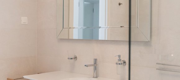 5 bedrooms Commercial property in Budva, Montenegro No. 33 12