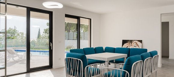 5 bedrooms Commercial property in Budva, Montenegro No. 33 18