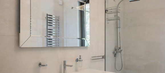 5 bedrooms Commercial property in Budva, Montenegro No. 33 23