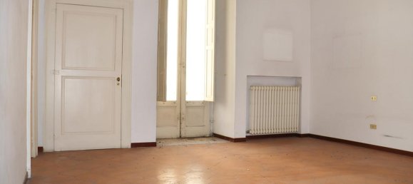 Apartamento de 5 habitaciónes en Bari, Italy No. 163866 18