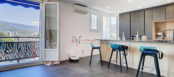 3 chambres Appartement à Grenoble, France No. 338286 3