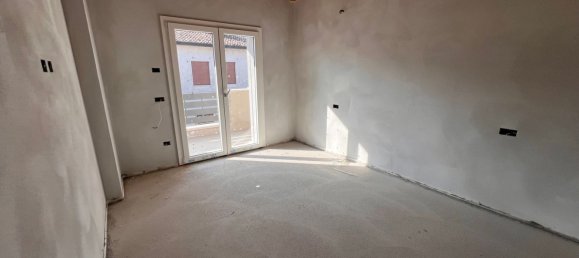 4 rooms Villa in Montichiari, Italy No. 155971 16