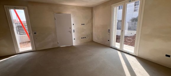 4 rooms Villa in Montichiari, Italy No. 155971 12