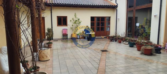 15 bedrooms House in Villaquilambre, Spain No. 101187 18