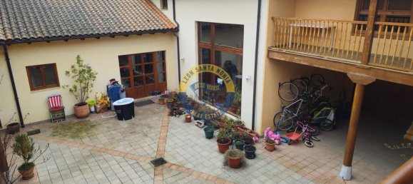 15 bedrooms House in Villaquilambre, Spain No. 101187 17