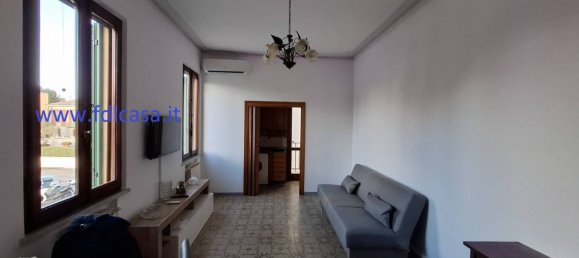 2 bedrooms Apartment in Santa Croce sull'Arno, Italy No. 69916 2