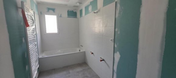 Casa de 4 dormitorios en Janze, France No. 284565 9