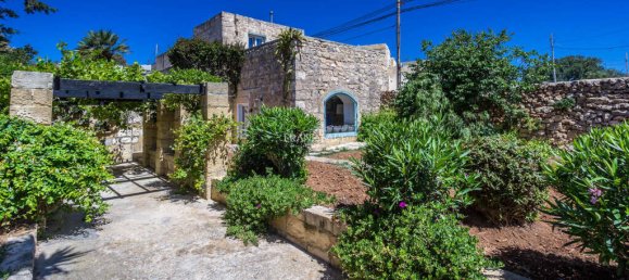 3 bedrooms Farm in Rabat, Malta No. 2623 5