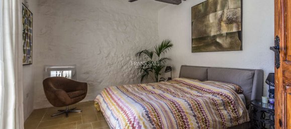 3 bedrooms Farm in Rabat, Malta No. 2623 13