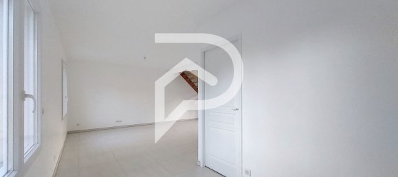 3 bedrooms House in Chartres, France No. 82569 11