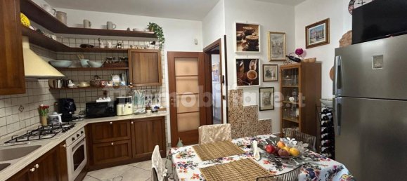 4 Schlafzimmer Wohnung in San Giorgio del Sannio, Italy, Nr. 326225 10