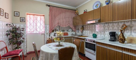 4 bedrooms House in Riachos, Portugal No. 175921 14