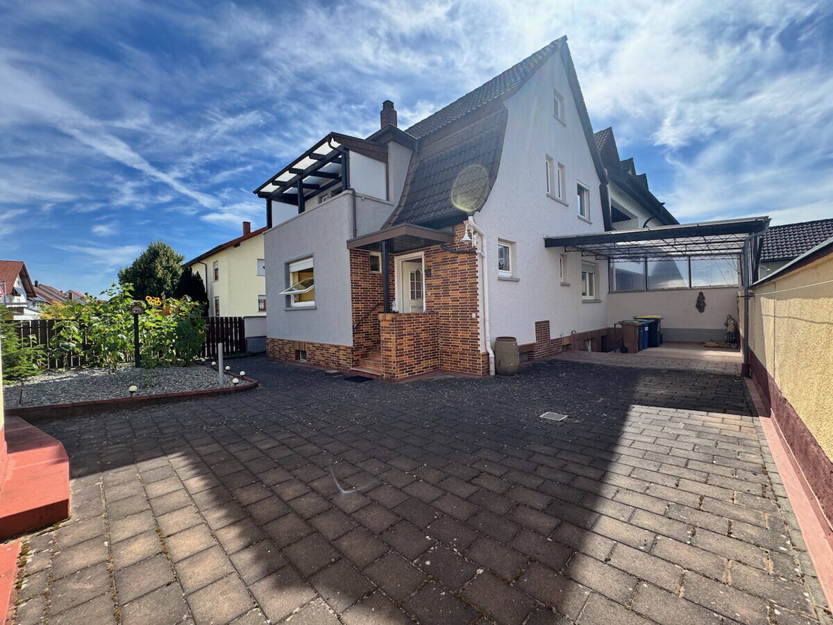 7-salle Maison à Aschaffenburg, Germany No. 315115