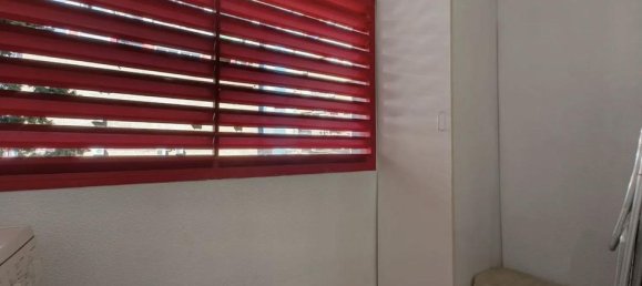 Apartamento de 4 dormitorios en Valencia, Spain No. 190909 20