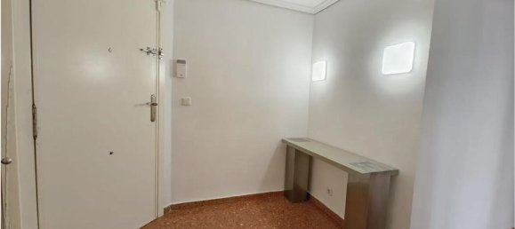 Apartamento de 4 dormitorios en Valencia, Spain No. 190909 17