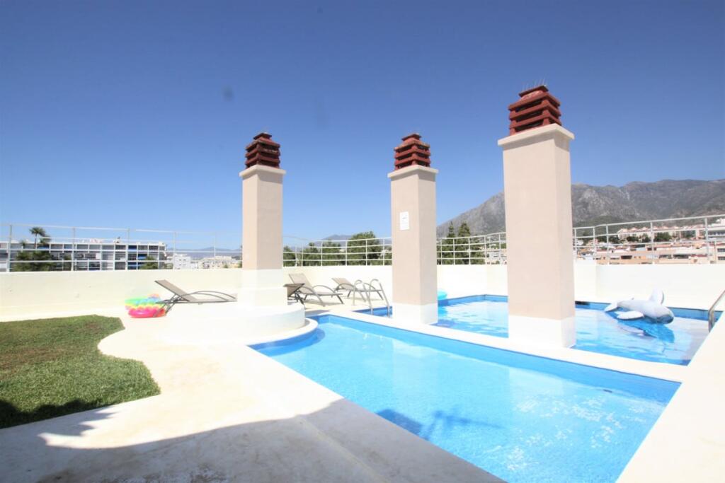 Apartamento de 1 dormitorio en Marbella, Spain No. 190856