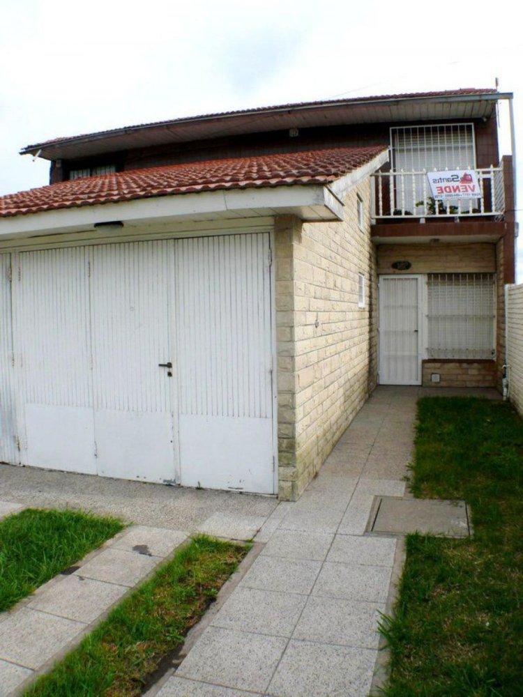 Apartamento de 2 dormitorios en Mar del Plata, Argentina No. 97347