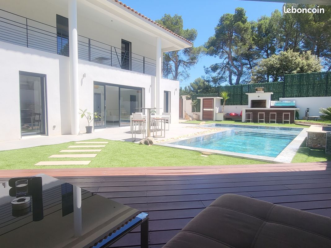 5 غرف نوم فيلا في Cabries, France رقم 328329