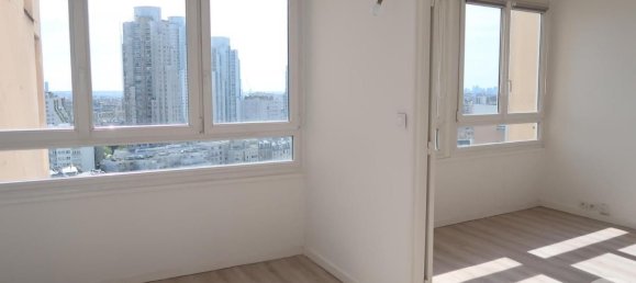 Apartamento de 1 dormitorio en Paris, France No. 182115 2