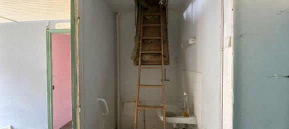 1 bedroom House in Chateaumeillant, France No. 249825 11