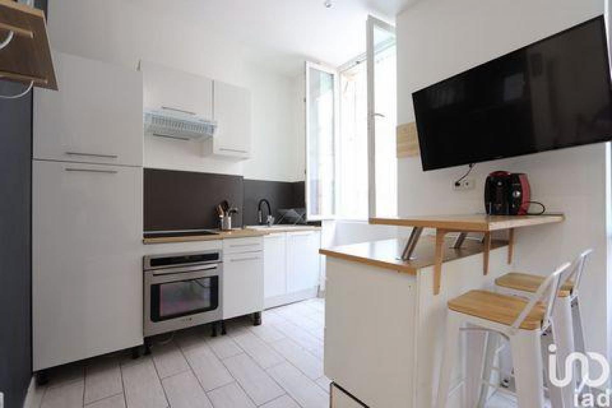 2 bedrooms Condo in Marseille, France No. 3882