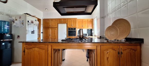 Дом с 7 спальнями в Валенсия, Испания № 68110 8