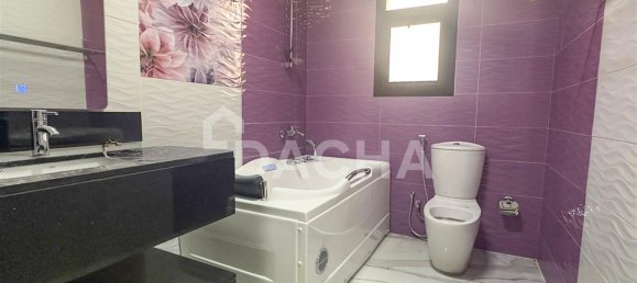 7 bedrooms Villa in Dubai, UAE No. 27434 17