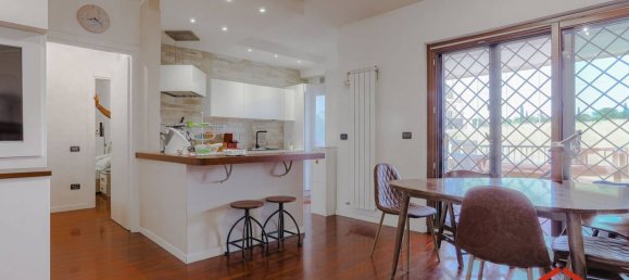 3 bedrooms Apartment in Rome, Italy No. 321404 2
