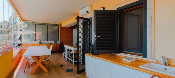 3 bedrooms Apartment in Rome, Italy No. 321404 8