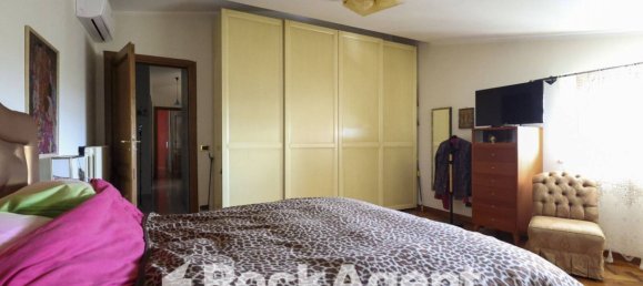 Квартира с 3 спальнями в Катандзаро, Италия № 271327 30