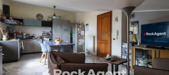 Квартира с 3 спальнями в Катандзаро, Италия № 271327 24