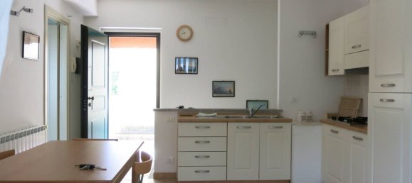 5 rooms Villa in Fondi, Italy No. 166409 4