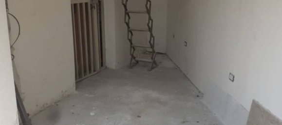 Garage in Naples, Italy 10m², Nr. 257520 5