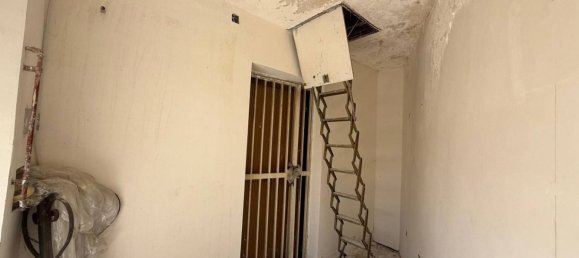 Garage in Naples, Italy 10m², Nr. 257520 11