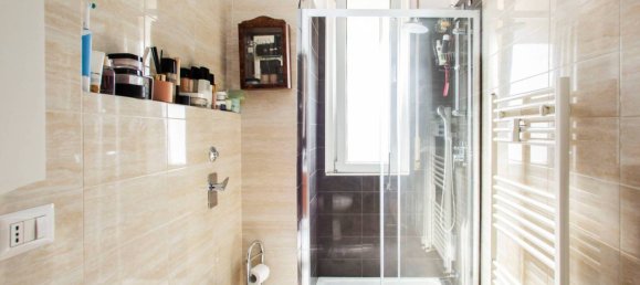 1 bedroom Apartment in Milan, Italy No. 323013 13