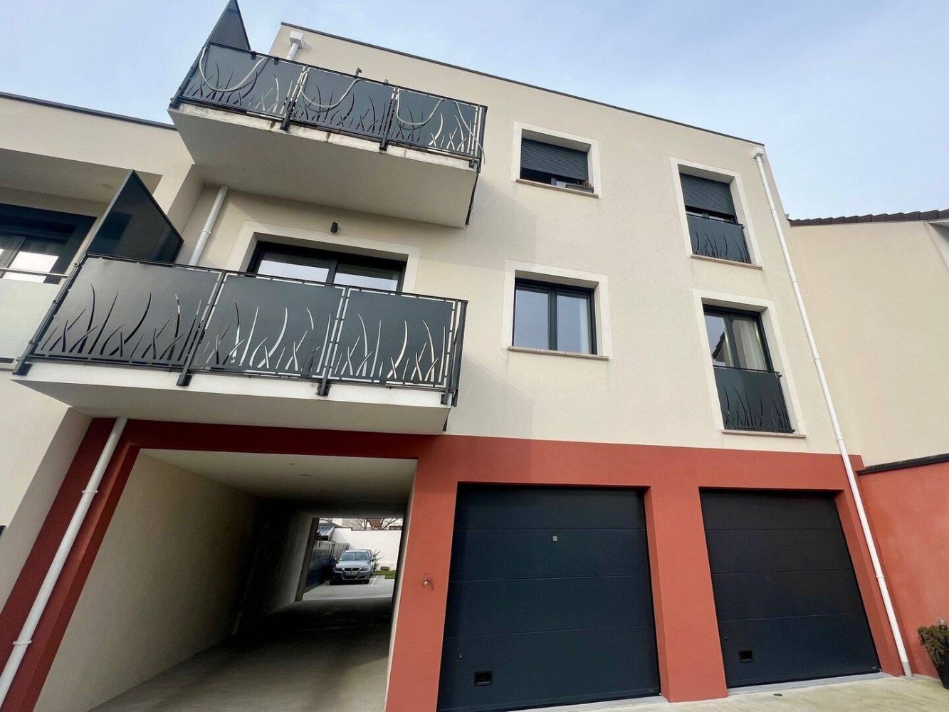 2 chambres Appartement à Paray-Vieille-Poste, France No. 137289