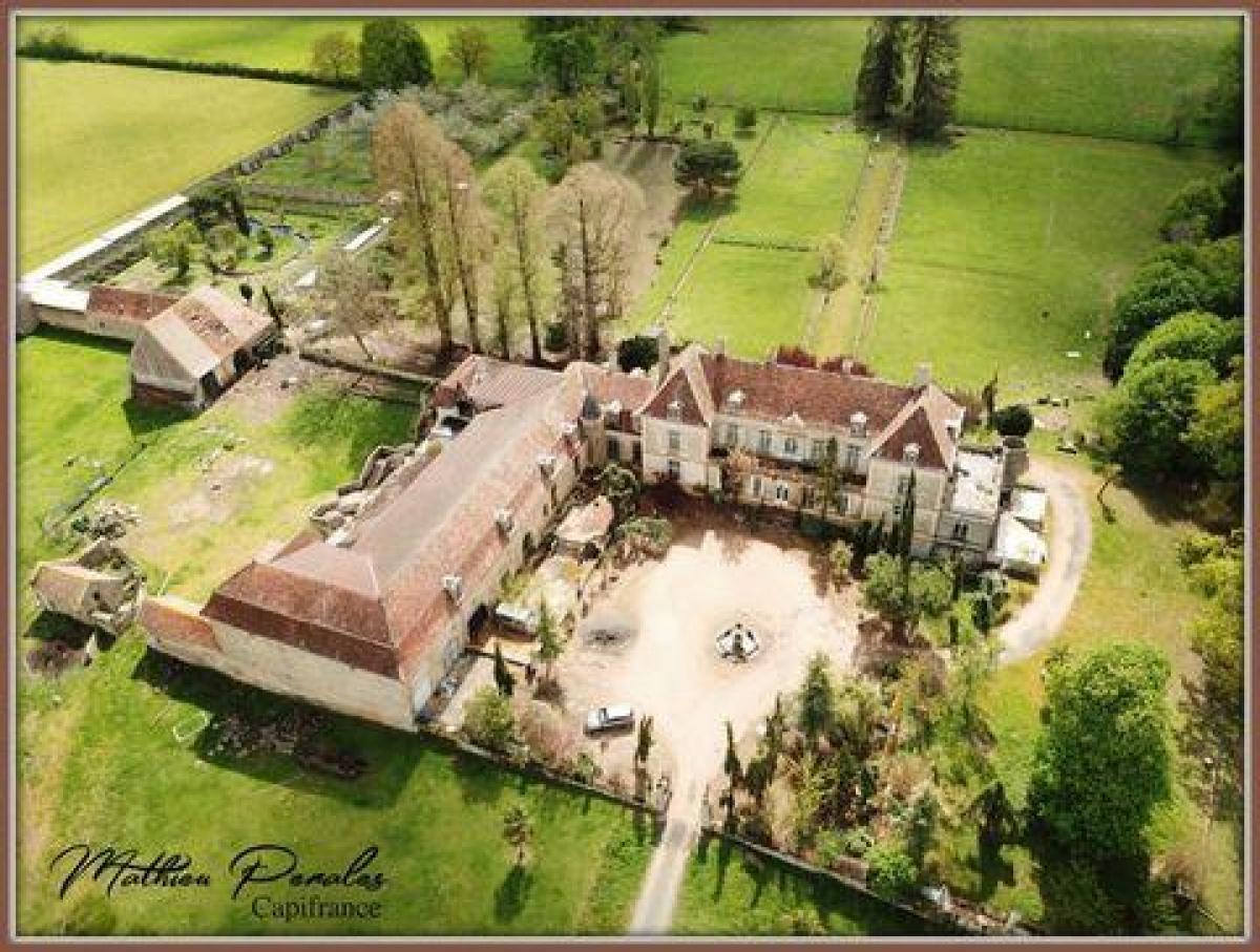 7 غرف نوم منزل في Digoin, France رقم 2559