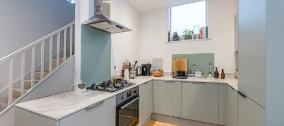 2 bedrooms Apartment in London, United Kingdom No. 14070 7